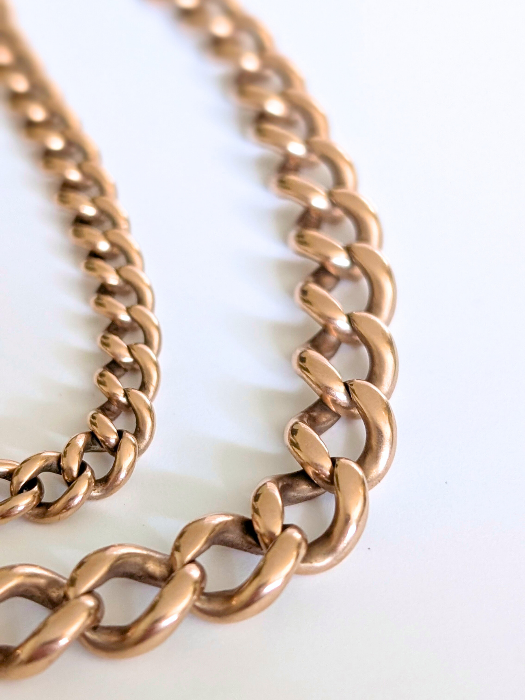Antique 9ct Gold Graduated Curb Link Albert Chain with T-Bar and Split Ring