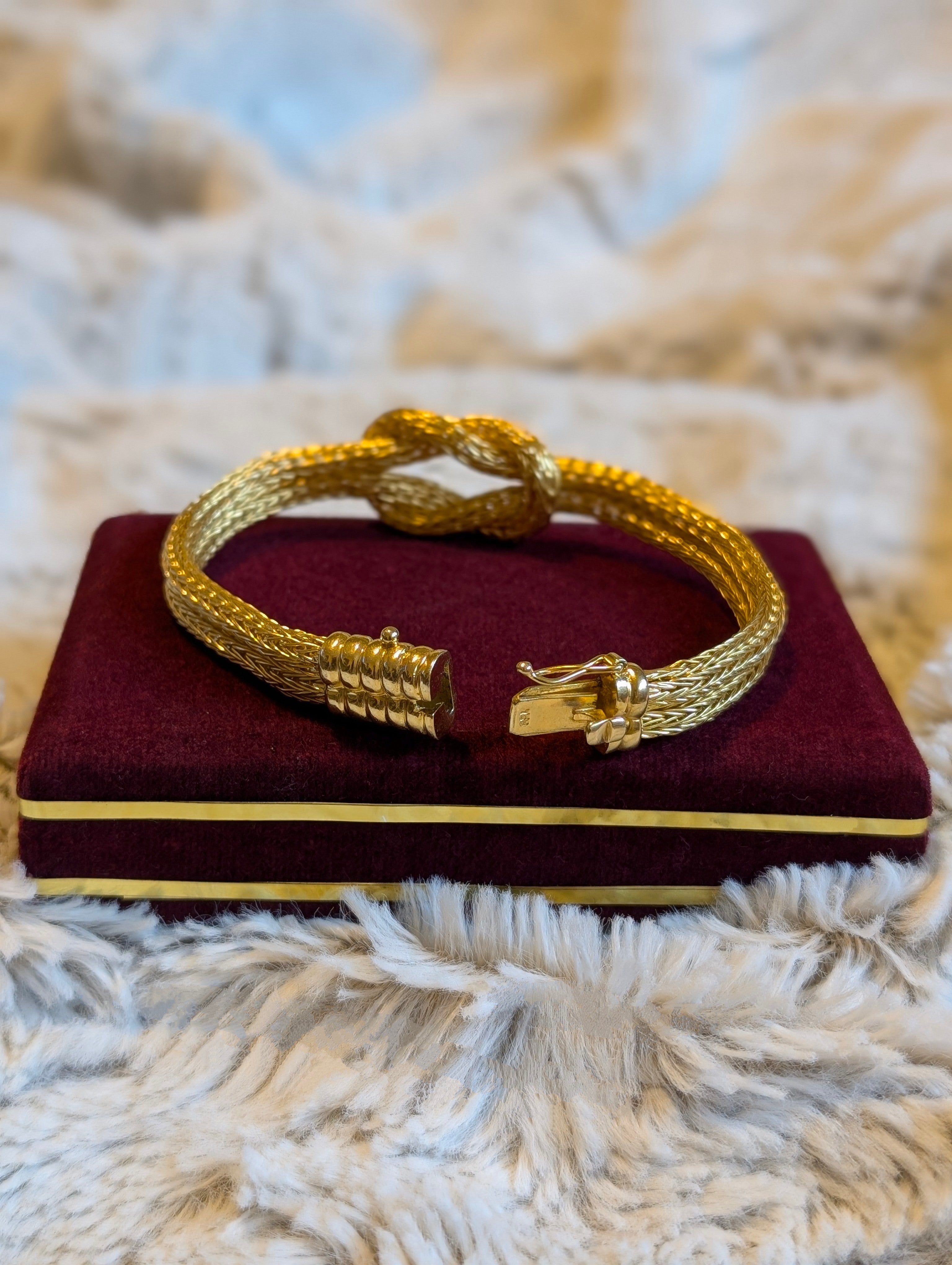18K Gold Hercules Knot Statement Bracelet