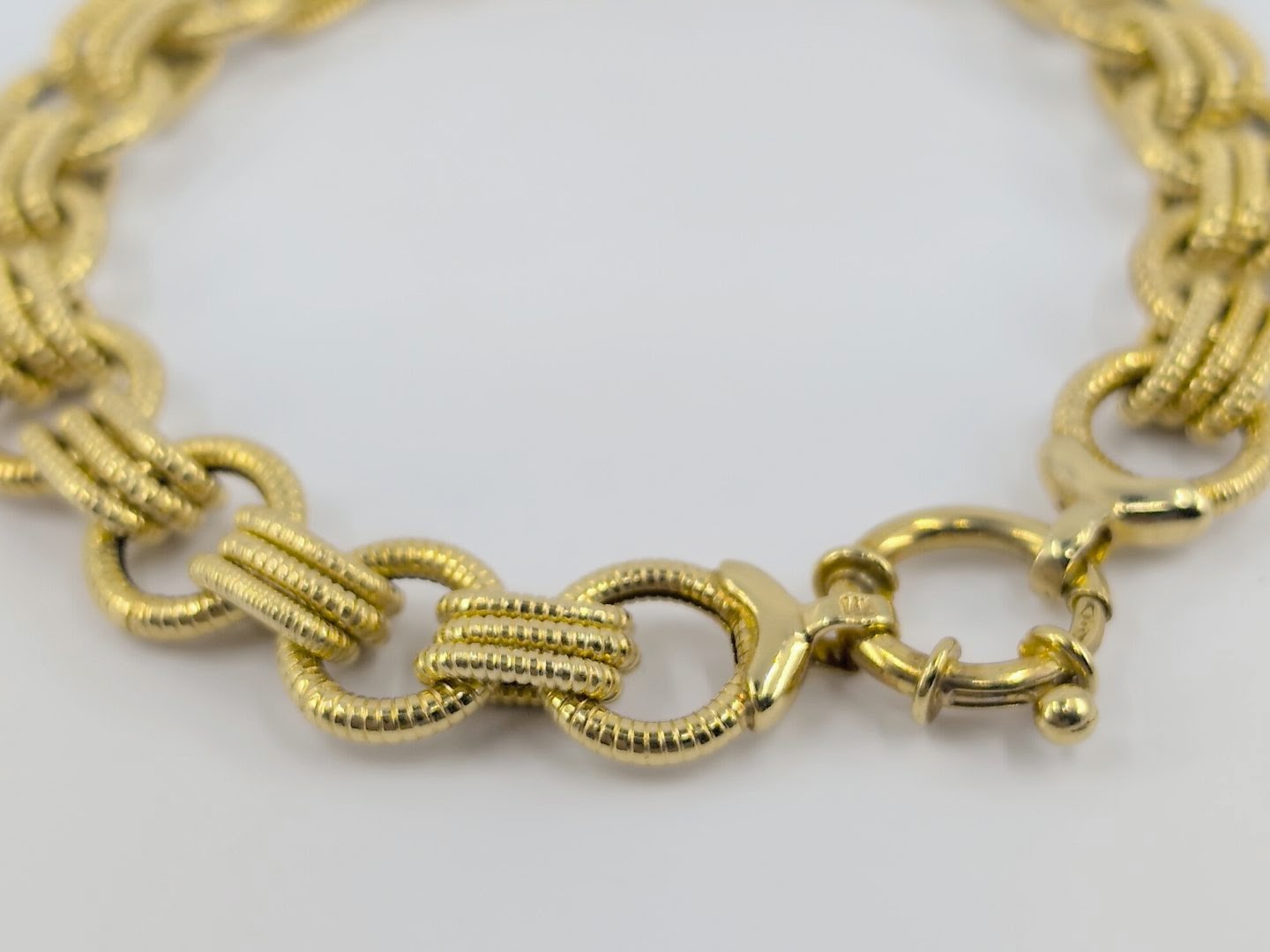 Vintage 14K Bracelet with Mariner Clasp